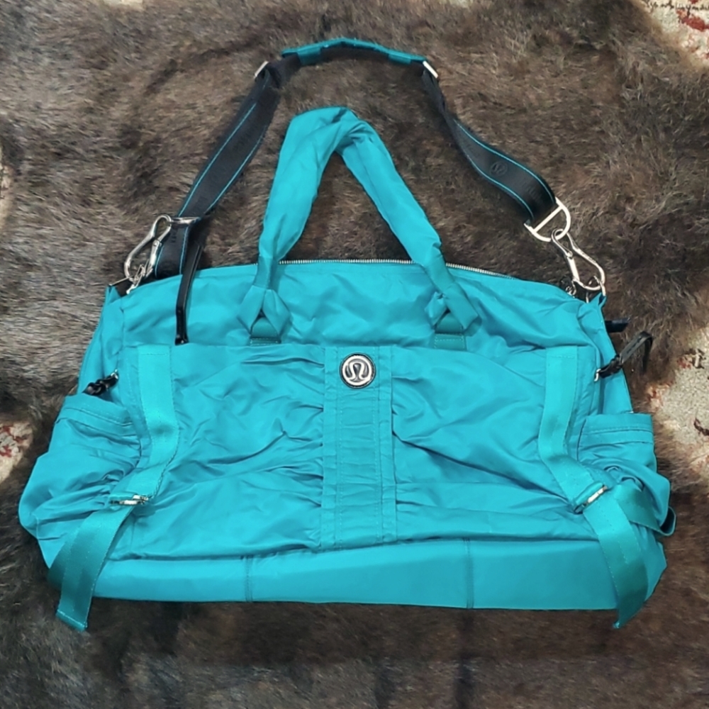 COPY - Final Price ⚠️ Lululemon Large Duffle Bag